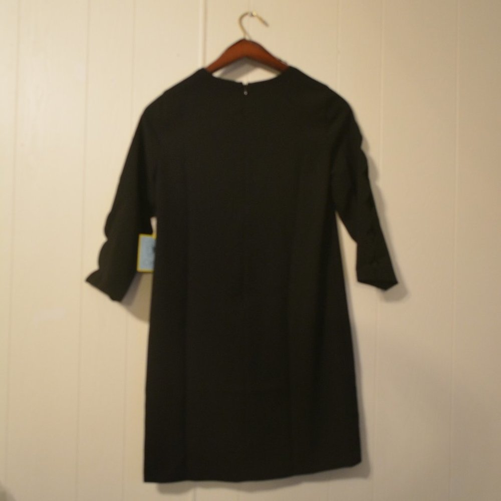 FREE SHIPPING! CeCe Women's Jardin Cutout Sleeve Shift Dress - Picture 6 of 7